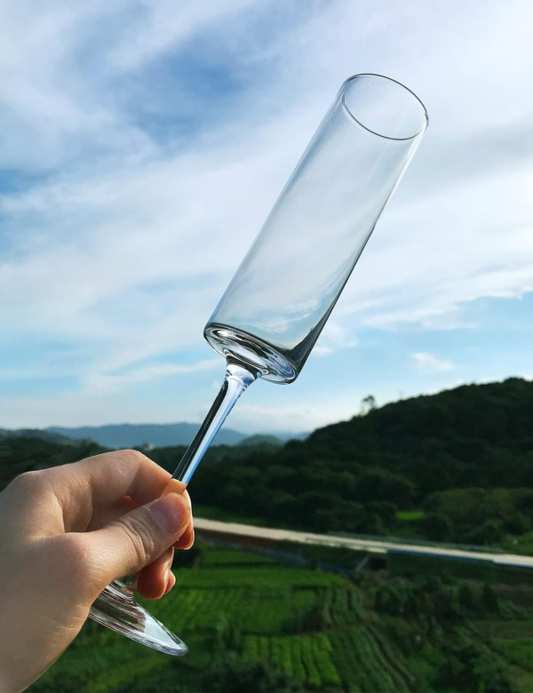Edge Champagne Flutes - Crystal Champagne Glasses Set of 4, Lead-Free Premium Crystal, Gift for Wedding, Anniversary, Christmas, 6.3Oz, 9.8" Tall, Clear - Image 3