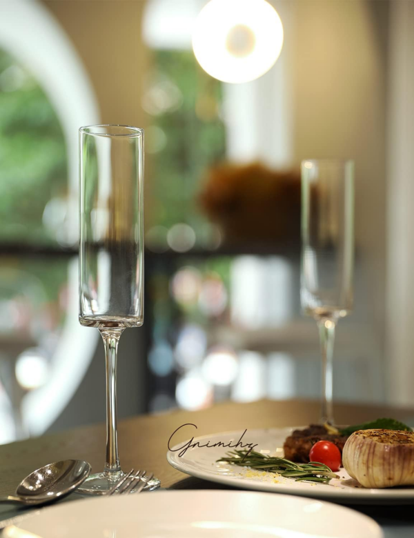 Edge Champagne Flutes - Crystal Champagne Glasses Set of 4, Lead-Free Premium Crystal, Gift for Wedding, Anniversary, Christmas, 6.3Oz, 9.8" Tall, Clear - Image 6