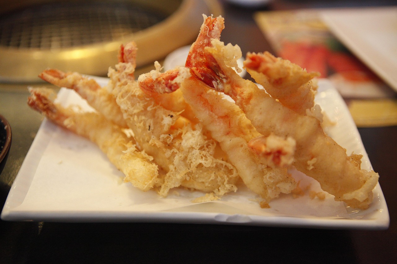 The Art of Japanese-Style Frying: Achieving Light and Crispy Tempura
